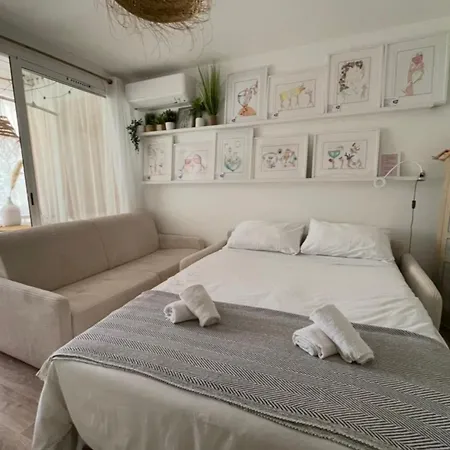 Charming Air-conditioned One-bedroom 150m From Cavaliere * Le Lavandou